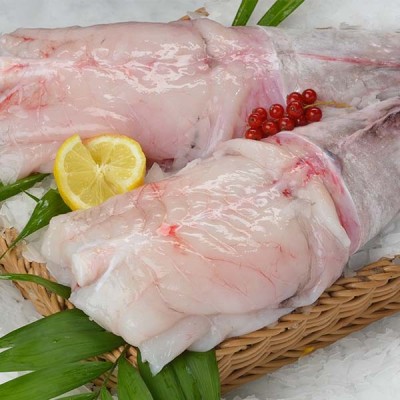 Queue de lotte entière - calibre 1kg/1,5kg pièce